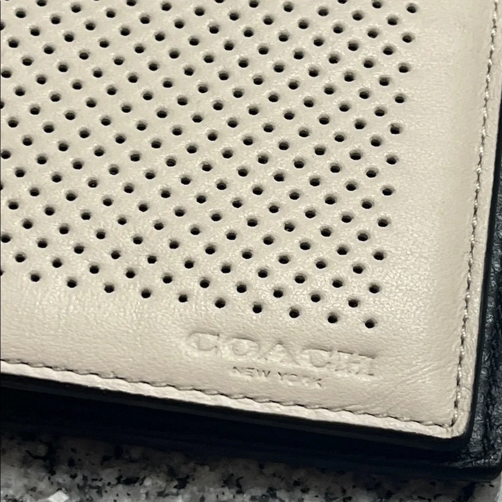 Coach New York Terrain Bifold Wallet Chalk new leather perfed Men’s